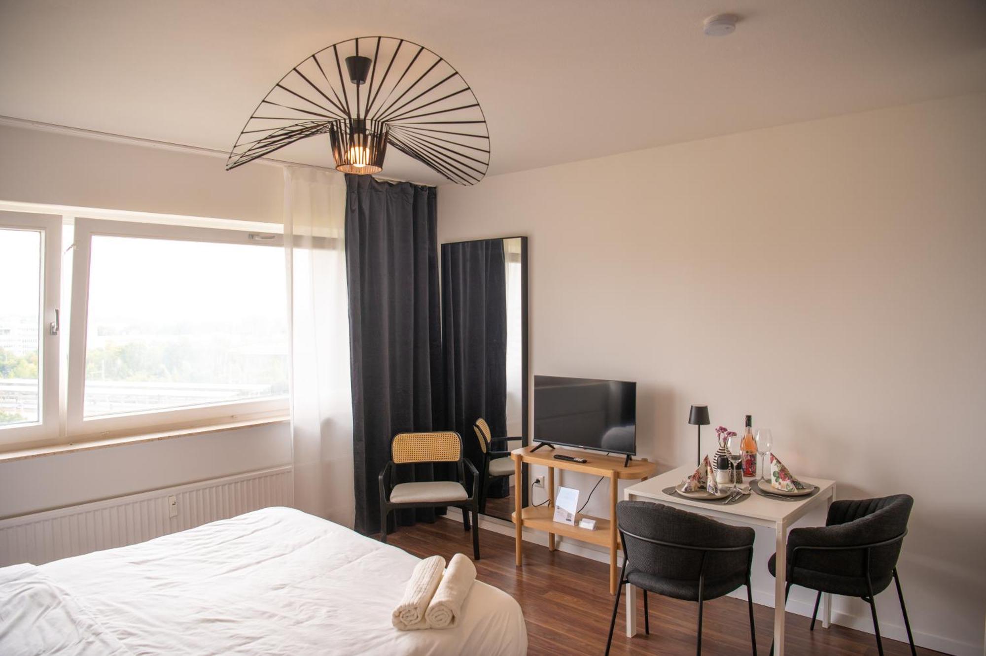 Apartments Strauss Near Bs-Hauptbahnhof Braunschweig Ngoại thất bức ảnh