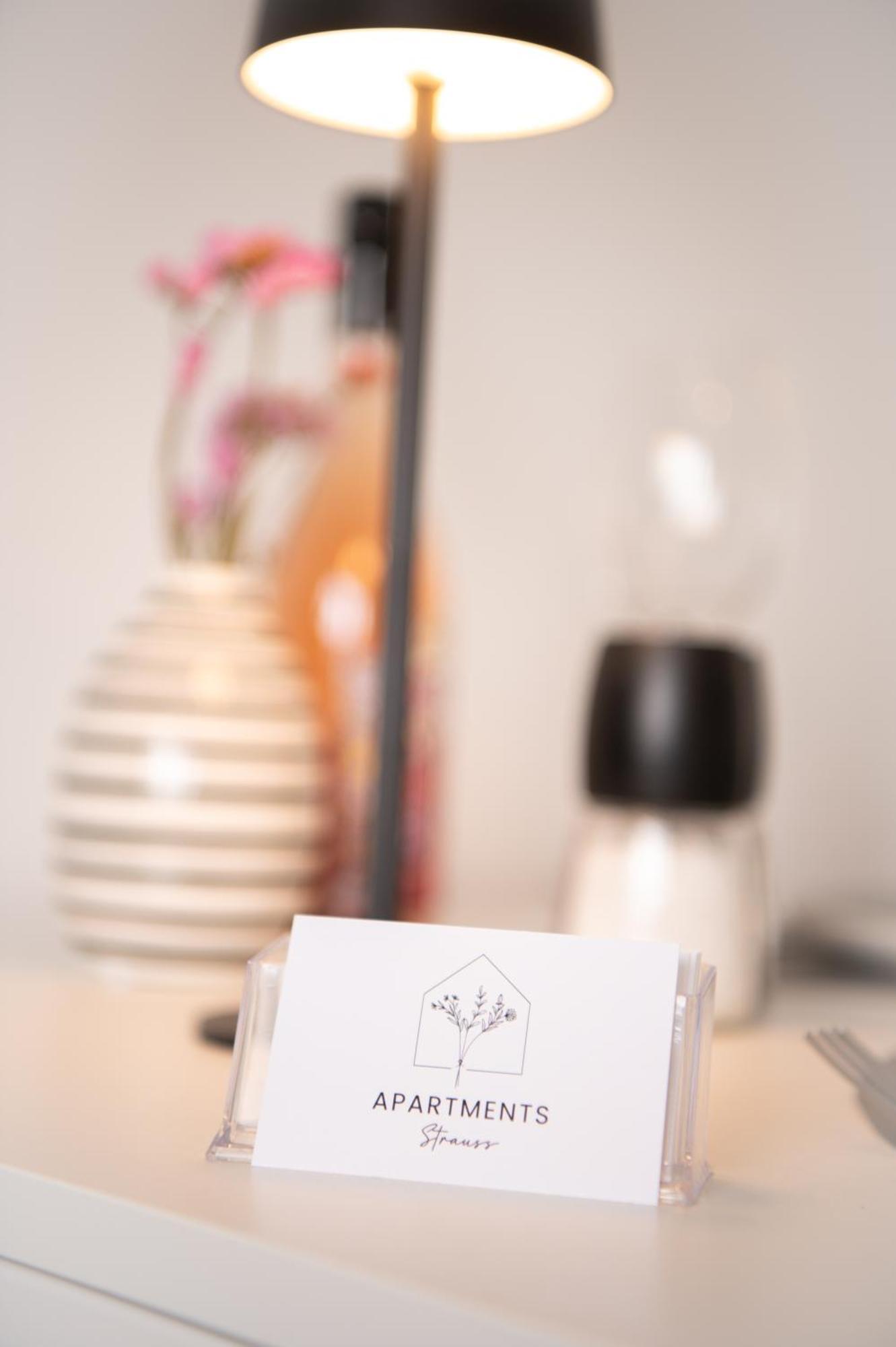 Apartments Strauss Near Bs-Hauptbahnhof Braunschweig Ngoại thất bức ảnh